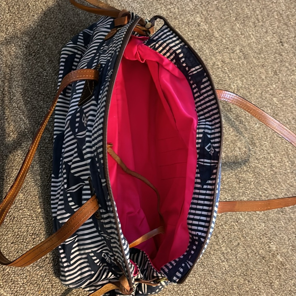 Dooney & Bourke sailboat print bag - Picture 4 of 11